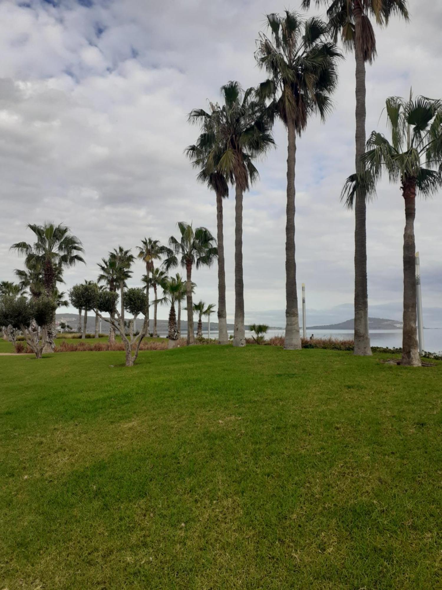 Apartamento Cerca Del Mar Nador Luaran gambar